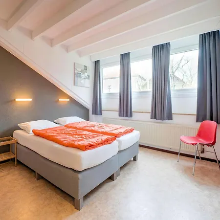 Serene In With Terrace Holiday home Ulestraten
