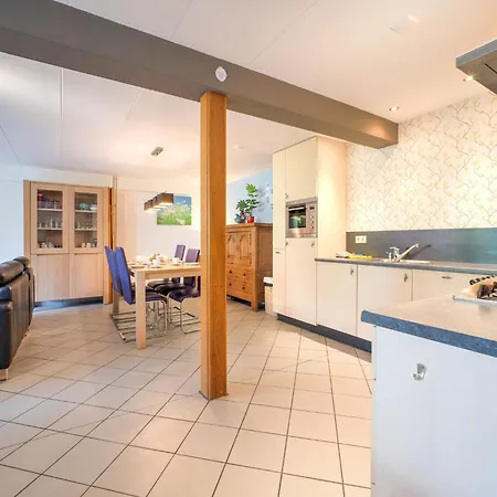 Serene In With Terrace Holiday home Ulestraten