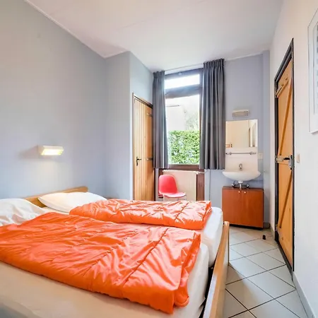 Holiday home Serene In With Terrace Ulestraten