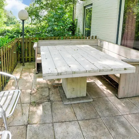 Serene In With Terrace Ulestraten