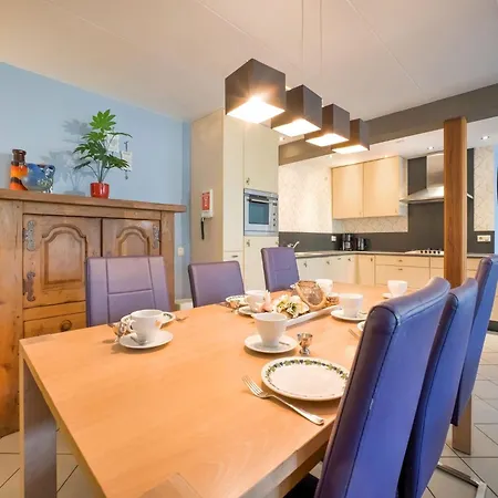 Serene In With Terrace * Ulestraten