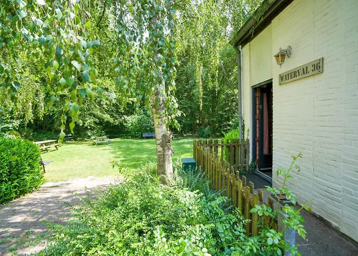 Serene In With Terrace Ulestraten