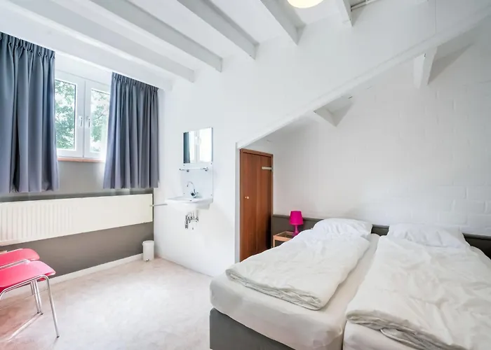 Serene In With Terrace Ulestraten