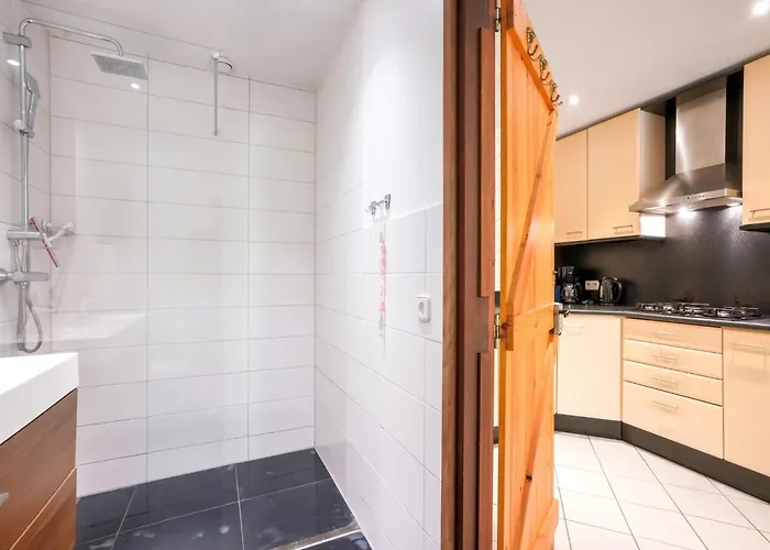 Serene In With Terrace Ulestraten