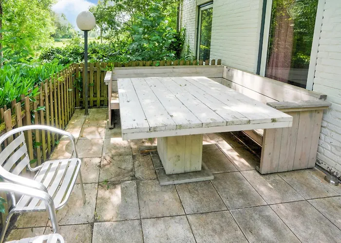 Serene In With Terrace Ulestraten